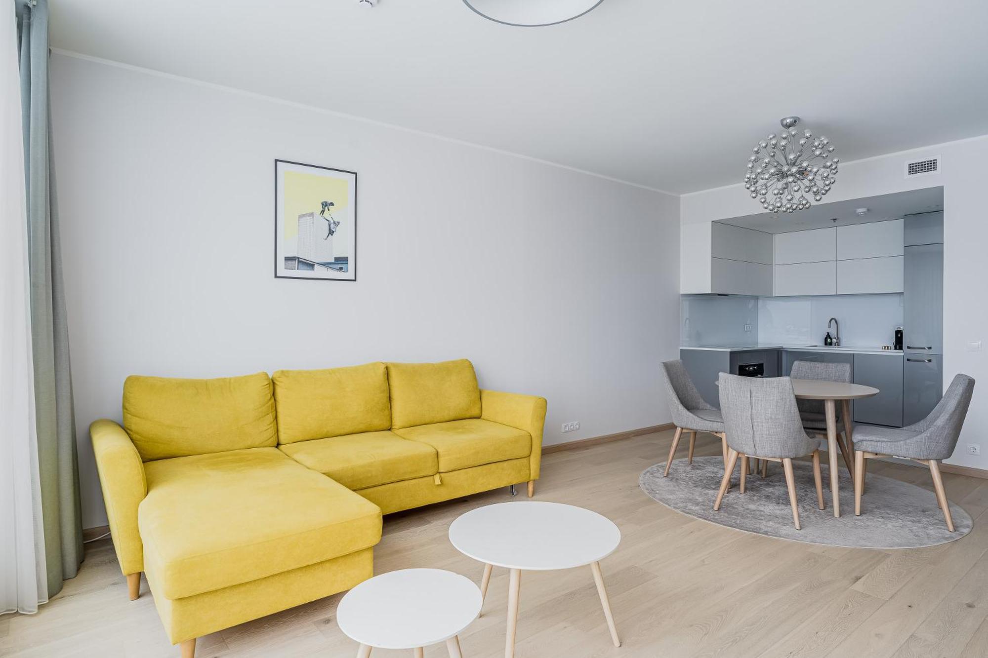Revalia Fahle Airport Bus-Station Apartments With Best Views Exterior foto