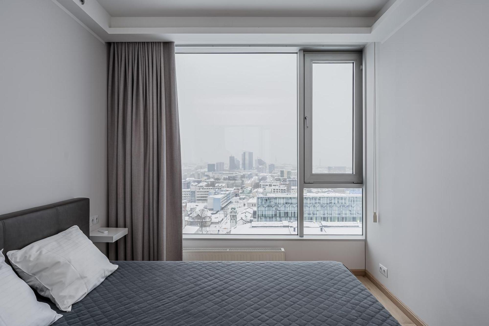 Revalia Fahle Airport Bus-Station Apartments With Best Views Exterior foto
